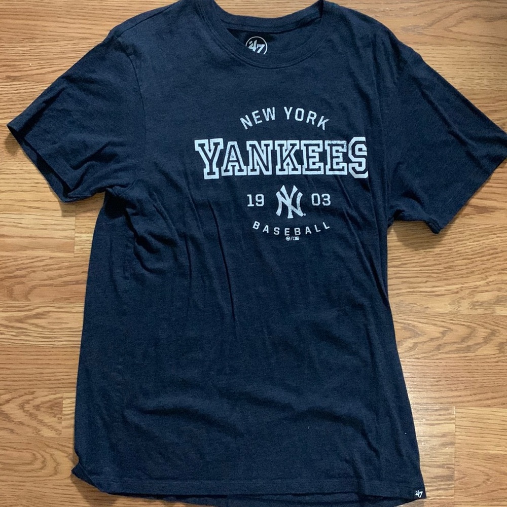 Men’s New York Yankees T-Shirt